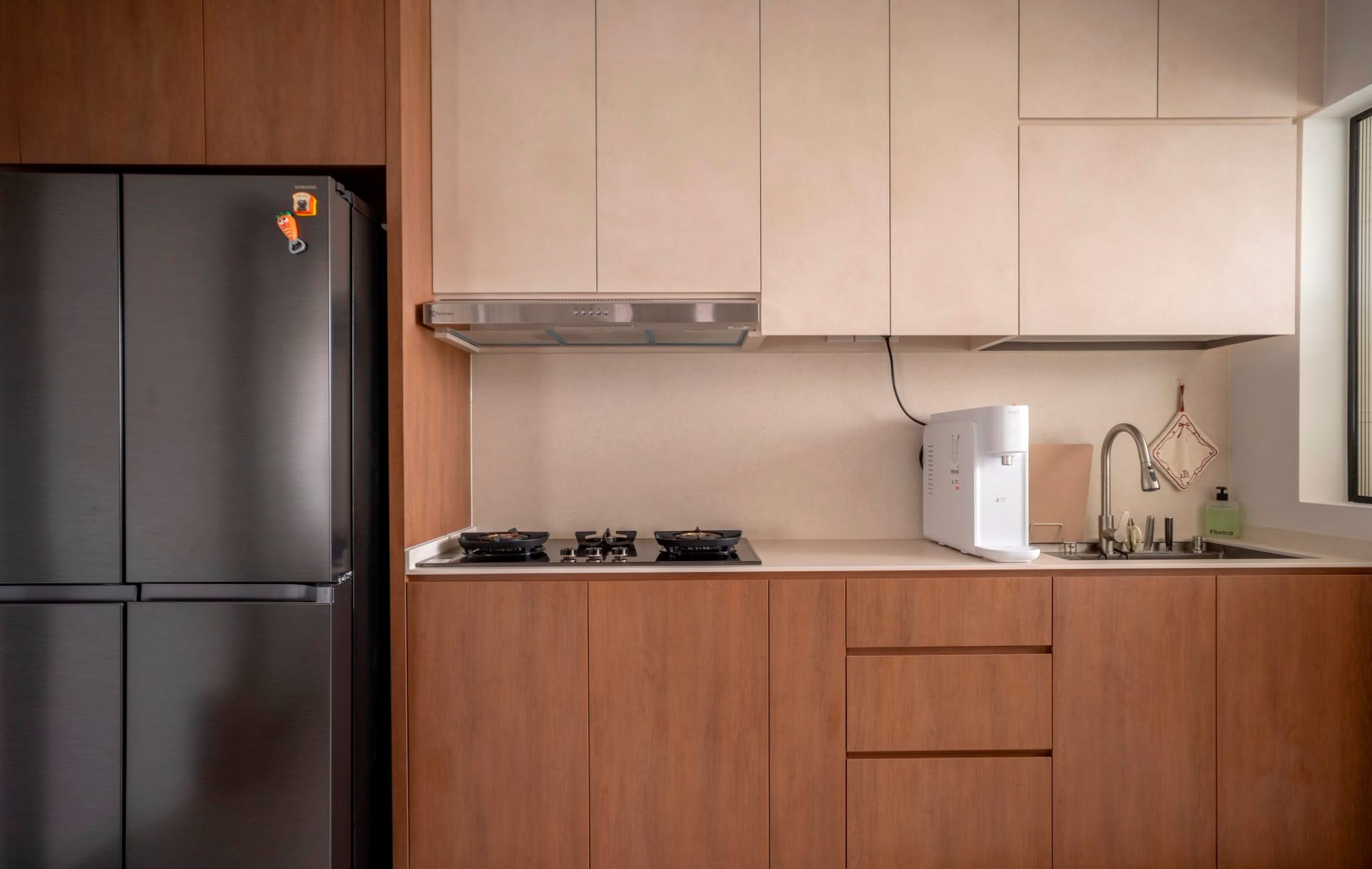 Sample interior photography by Flashback: warm timber kitchen